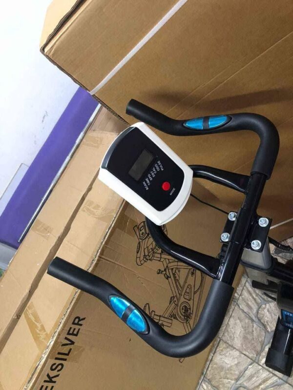 Bicicleta Spinning con Monitor Frecuencia Cardiaca - Imagen 9