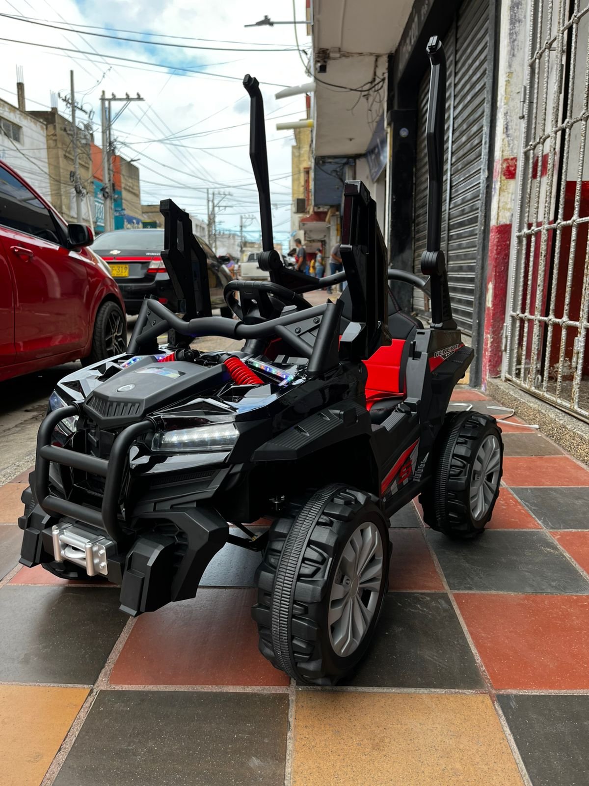 Carro Montable Eléctrico Infantil Razer 12V con 5 Motores, Control Remoto y Llantas de Goma - Imagen 6