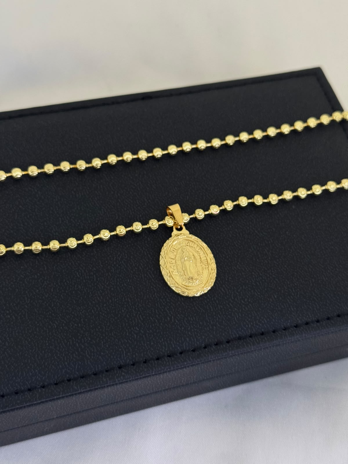 Cadena Militar Diamantada Hombre 60 cm + Dije Virgen de Guadalupe Oro Laminado 18K - Imagen 4